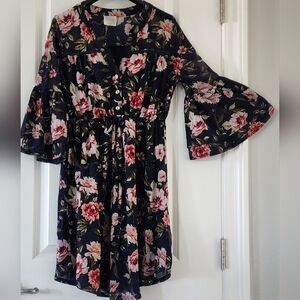 SirenLily Floral Dress 3/4 Flowy Sleeve 3 Button Front Cinched‎ Tie Waist Size S